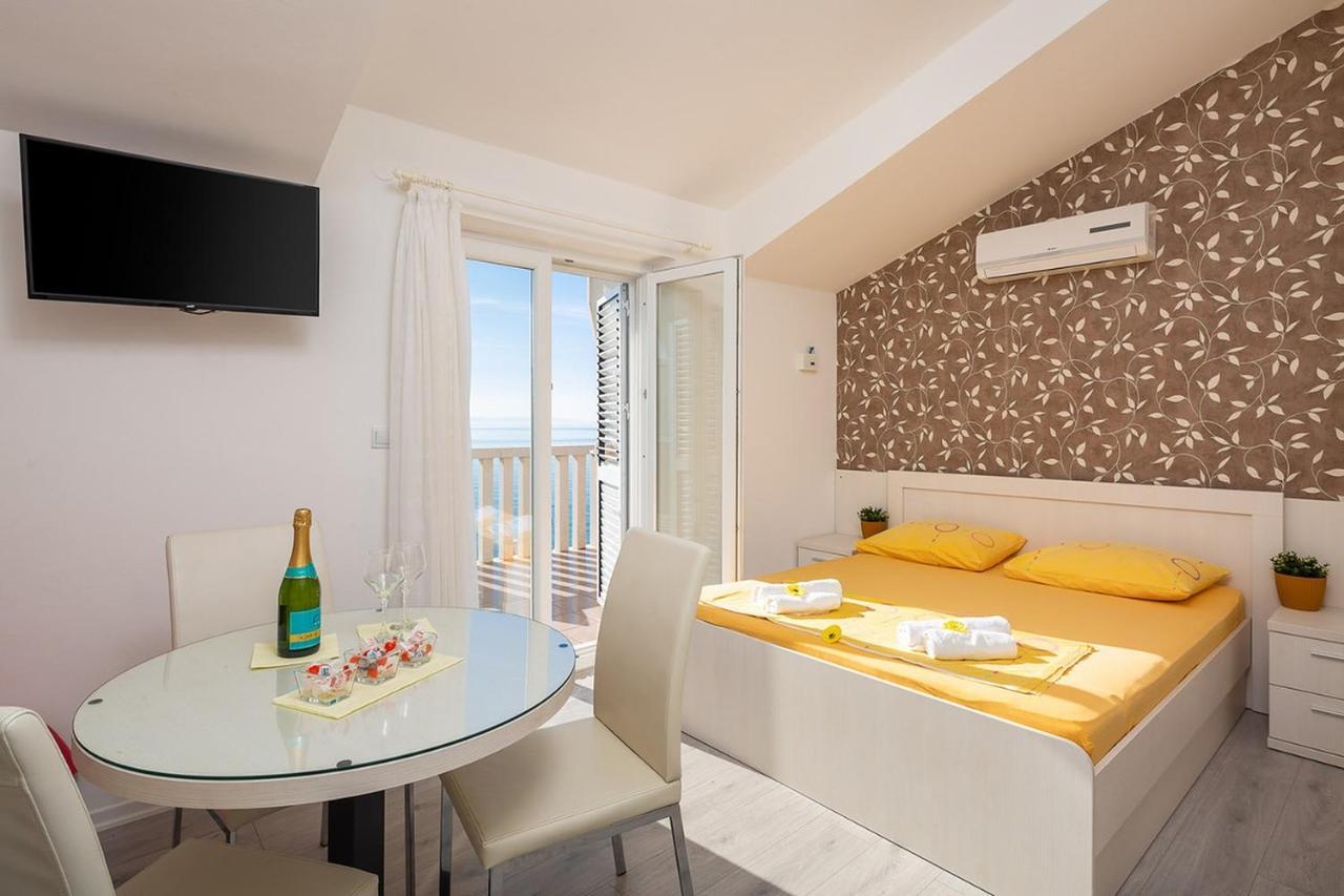 Apartmani Kastelancic Podstrana Exterior foto